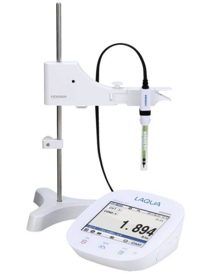 Conductivity Meter with Salinity, TDS and Temp – LAQUA DS-72A-S - Image 2
